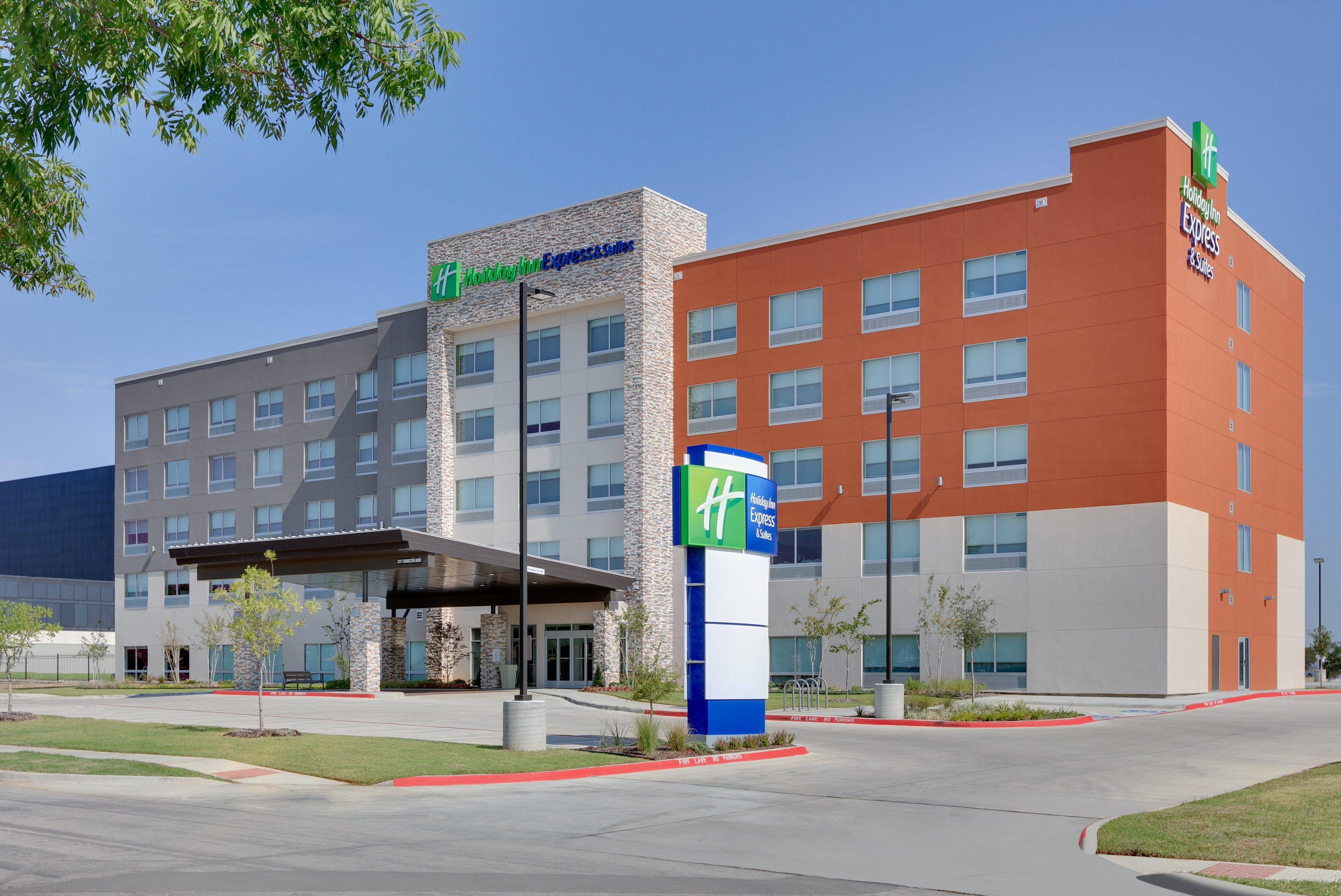 Holiday Inn Express & Suites - Dallas Nw Hwy - Love Field By Ihg Екстер'єр фото